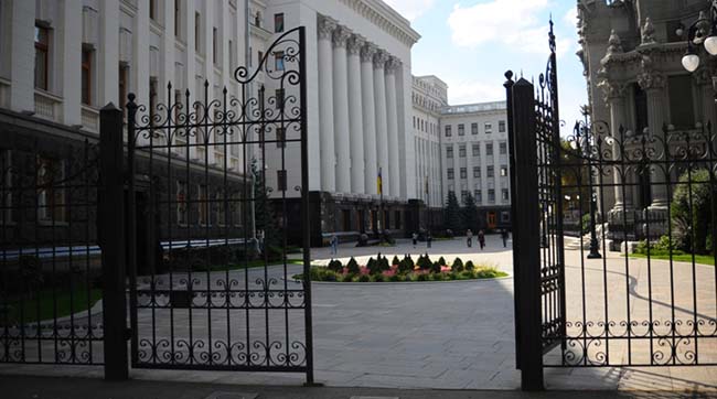 Під Адміністрацією Президента розпочнеться голодування родичів українських політв’язнів