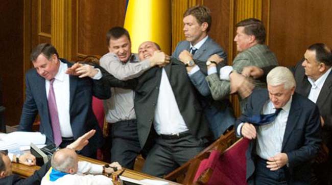 Віталій Кличко: Політики-провокатори принижують Україну