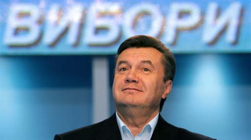 На Киеве Янукович отрабатывает модель отмены выборов президента в 2015 году