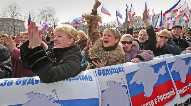 В России решили поправить бюджет за счет Крыма и дорог