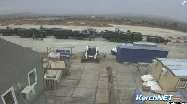 На переправе в Крыму зафиксировано передвижение военной техники