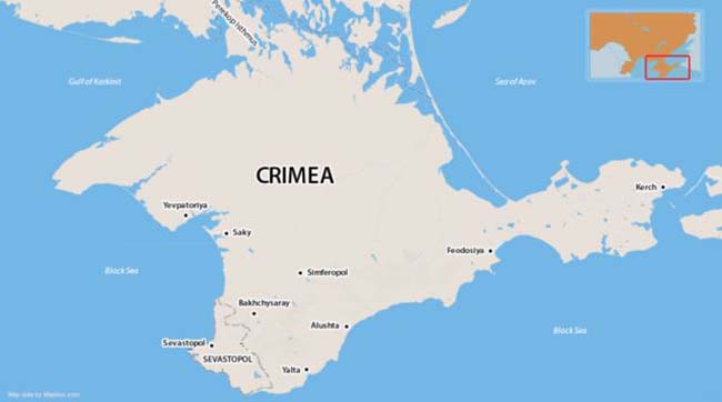Неизвестные роют ров вдоль «границы» Крыма и Украины
