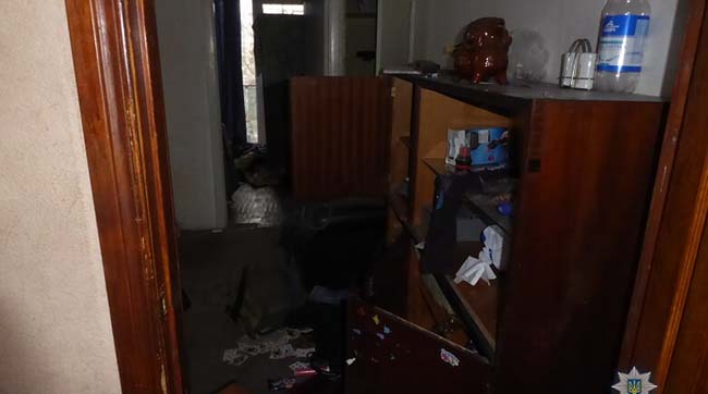 ​У Києві затримали зловмисників, які обікрали три квартири