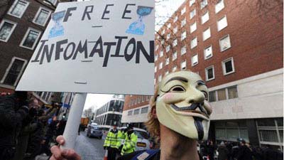 Anonymous в поддержку Ассанжа провела серию атак на госсайты Великобритании