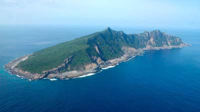 Сторожевые корабли КНР выгнали японские суда из зоны островов Дяоюйдао
