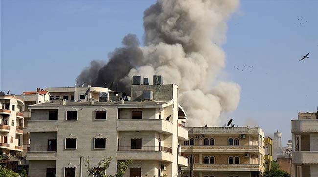​Атаки зони деескалації в Сирії не припиняються і піддаються повітряним і наземним обстрілам