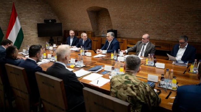 ​Дипломатична перемога чи акт тероризму? Україна визволила своїх інкасаторів із угорського полону