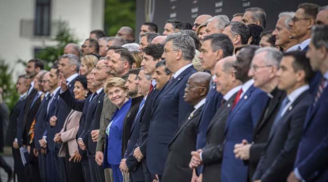 ​Спільне комюніке, яке складається з трьох аспектів, за підсумками Саміту миру підписали 80 країн і чотири організації