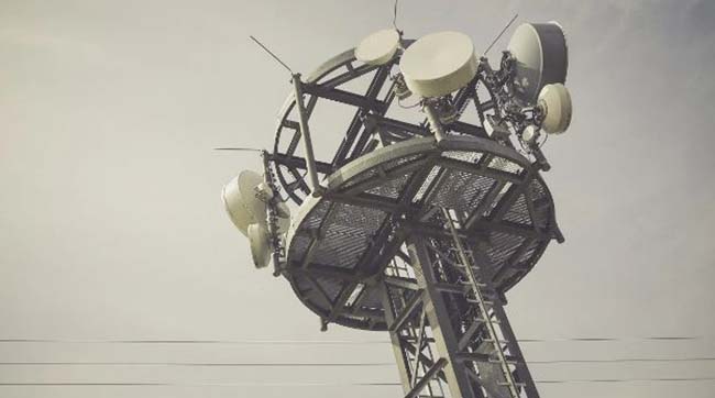 ​Ілон Маск відреагував на запит України щодо вирішення проблеми використання терміналів Starlink у російських дронах-камікадзе