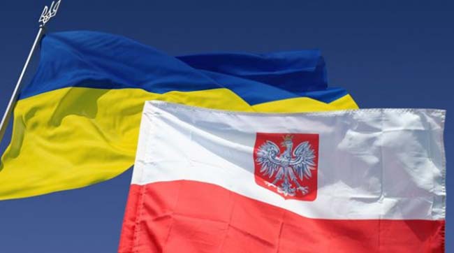 ​МЗС України: ми розмовляємо з Польщею як друзі