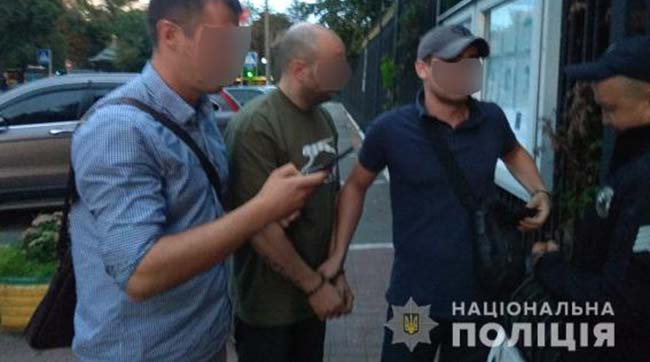 ​У Києві затримали іноземця, який перебував у міжнародному розшуку
