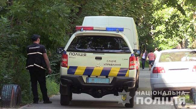 ​У Києві старший брат убив молодшого, тричі вдаривши ножем у живіт, груди і руки