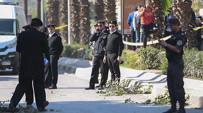 ​Теракт в Єгипті: невідомі обстріляли автобус з коптами-християнами, 23 загиблих