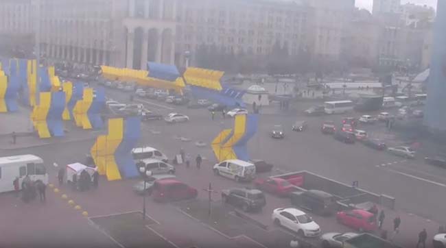 ​Поліція, як при януковичі, завадила встановленню сцени на Майдані для Маршу за майбутнє