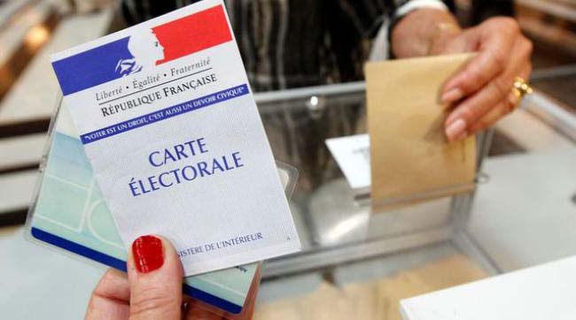 ​Франція проводить другий тур президентських виборів. Офіційні підсумки оголосять вже 10 травня