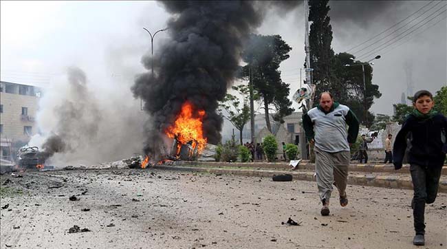 ​Теракт на півночі Сирії, 4 загиблих. Терористи підірвали замінований автомобіль в центрі міста Аазаз