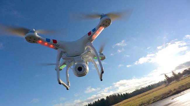 ​У Швеції заборонили використання дронів з камерами