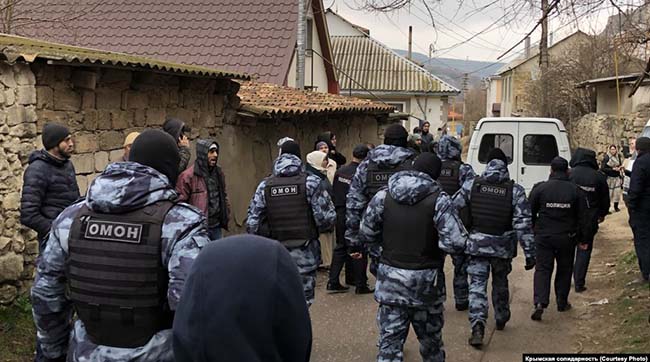 ​В Крыму новые массовые обыски и задержания крымских татар