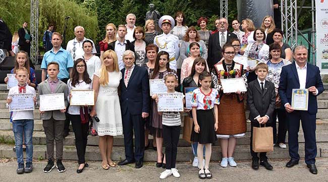 ​З 15 листопада стартує Всеукраїнський учнівський конкурс «Стежками Каменяра»