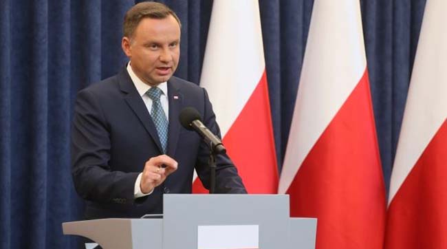 ​Президент Польщі проти посилення влади генерального прокурора над Верховним судом