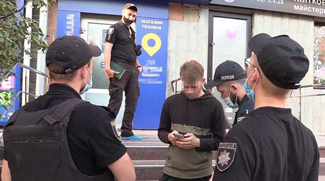 ​У Києві правоохоронці затримали уродженця Сумщини за розбійний напад на ломбард