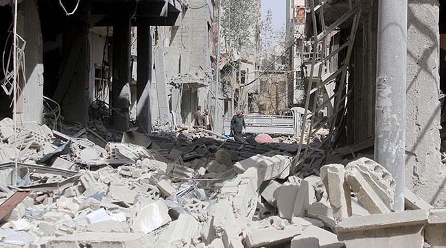​Авіація режиму Асада і вкс росії відновили удари по населеному пункту Дума