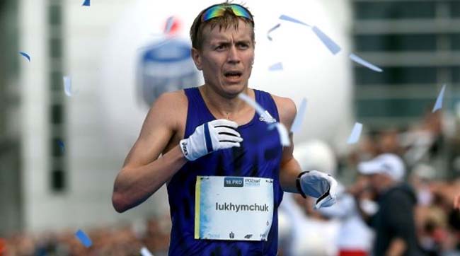 ​У Познані біговий марафон виграв українець Микола Юхимчук