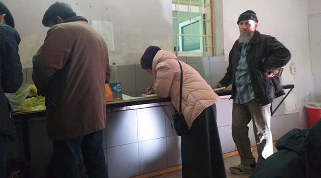 ​После массовых облав в Крыму неравнодушные люди помогают арестованным крымским татарам