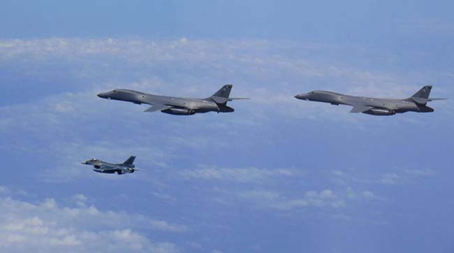 ​США і Південна Корея провели спільні навчання ВПС поблизу кордонів КНДР