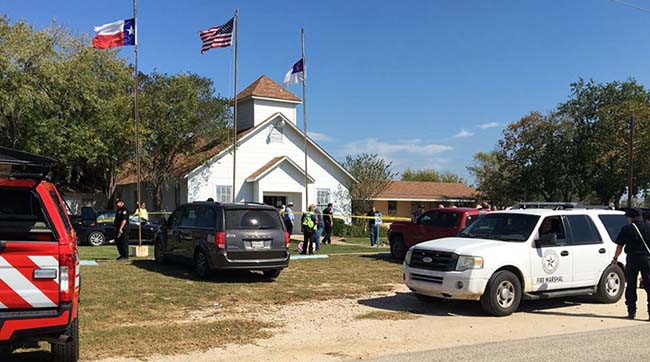​Місцева влада Техасу повідомила про стрілянину в церкві - більше 20 загиблих та понад 20 поранених