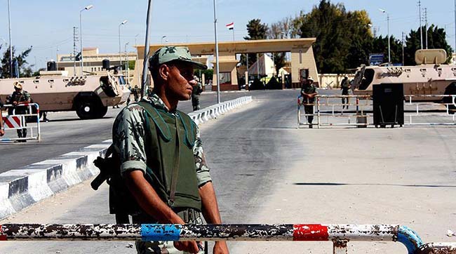 ​Влада Єгипту продовжила комендантську годину на півночі Синаю