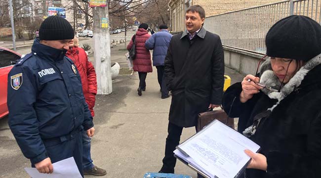 ​У Києві забудовники вчинили замах на життя активістки