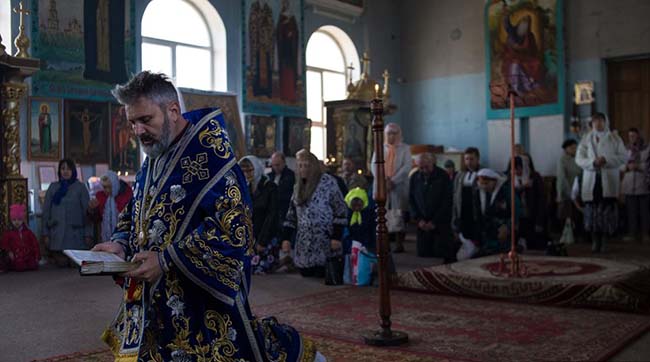 ​В Крыму на праздник Покровы в Кафедральном соборе Владимира и Ольги (ПЦУ) молились за всех наших воинов, защищающих Украину