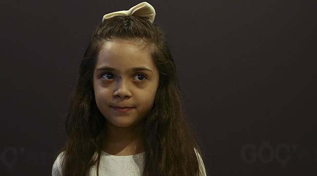 ​Дівчинка з Алеппо звернулася до британського прем'єра з проханням підтримати сирійських дітей