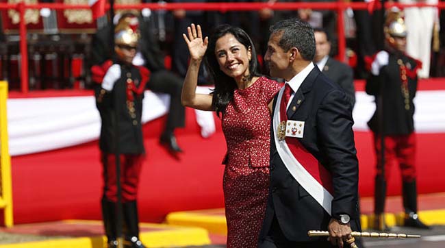 ​Перу: прокуратура требует арестовать экс-президента и бывшую первую леди страны