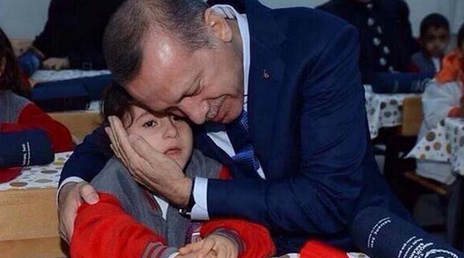 Президент Турции стал опекуном мальчика-сироты