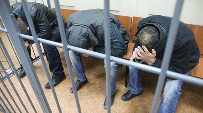 Все обвиняемые в убийстве Немцова отказались от показаний