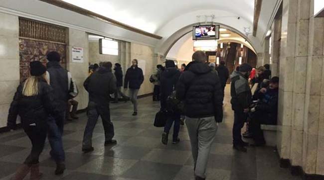 ​Повідомлення про замінування станції метро «Хрещатик» не підтвердилось