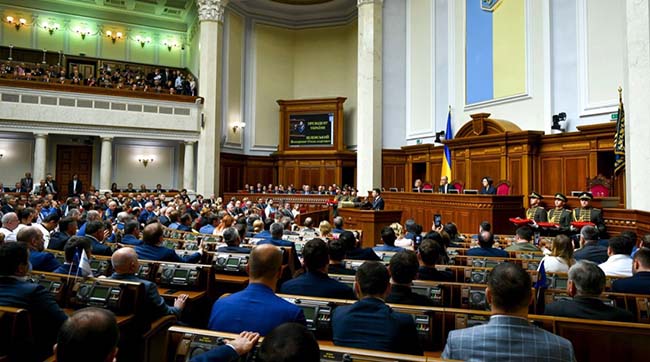 ​Президент Зеленський закликав народних депутатів ухвалювати реформаторські законопроекти