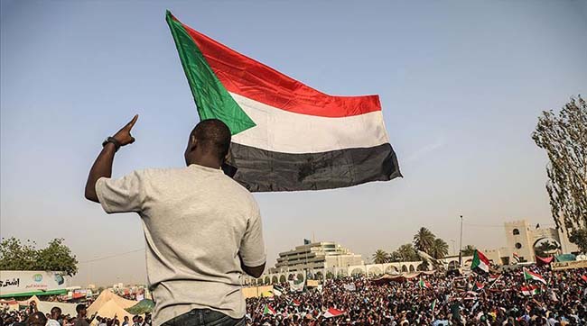 ​Оточення екс-президента Судану помістили до в'язниці