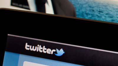 Twitter будет сообщать полиции данные авторов антисемитских твитов