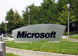 Microsoft використовує судові позови для боротьби з конкурентами