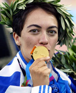 Олимпийская чемпионка Афин может отправиться за решетку на два года