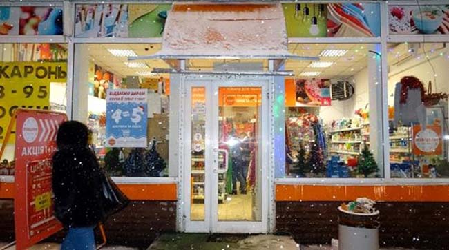 ​У Києві затримали двох неповнолітніх за крадіжку з магазину
