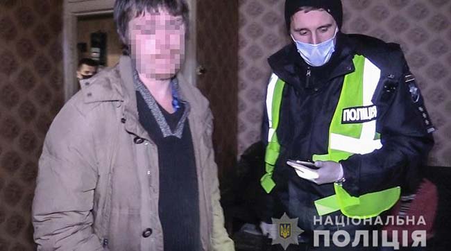 ​Поліцейські Києва затримали чоловіка, який під час застілля вбив знайомого через ревнощі
