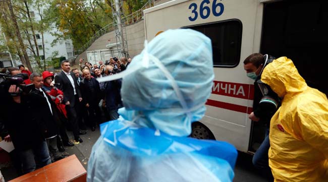 Київ готується завдати удар лихоманці Ебола