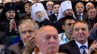 Владимир Путин роздал ордена украинским иерархам московского патриархата