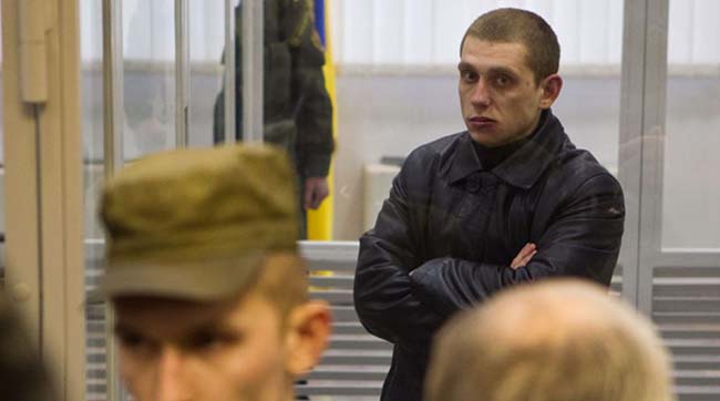 Кличко з Аваковим і Деканоїдзе приїхали підтримати в суді поліцейського Олійника, який вбив неповнолітнього пасажира БМВ