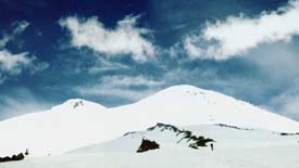 На склоне Эльбруса пропали украинские альпинисты