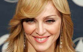 Бразильский поп-исполнитель Жоао Бразил обвинил Мадонну в плагиате